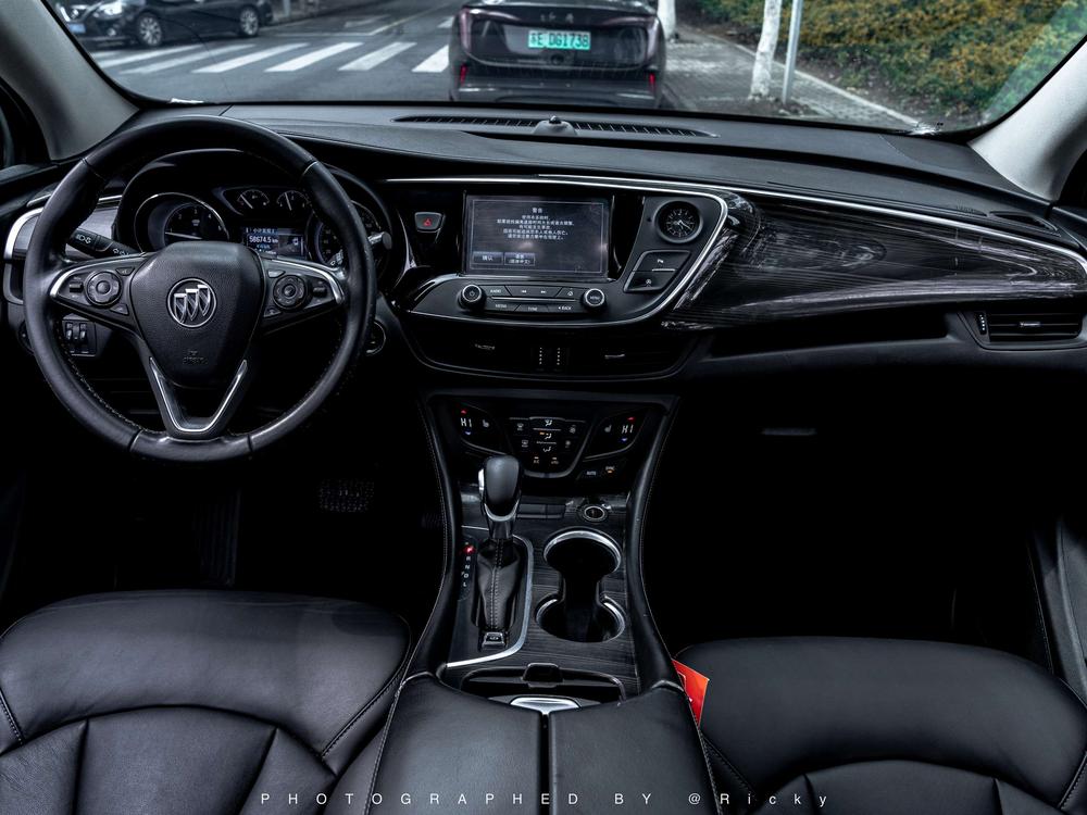 Buick Envision Модель 2018 года 20T 2WD Elite – фото 5