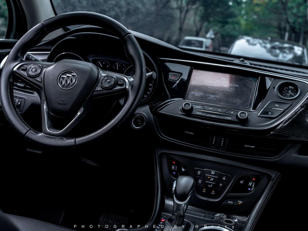 Buick Envision Модель 2018 года 20T 2WD Elite – фото 9
