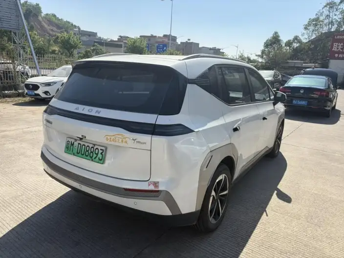 AION Y 2025 Model Plus 510 Smart Edition