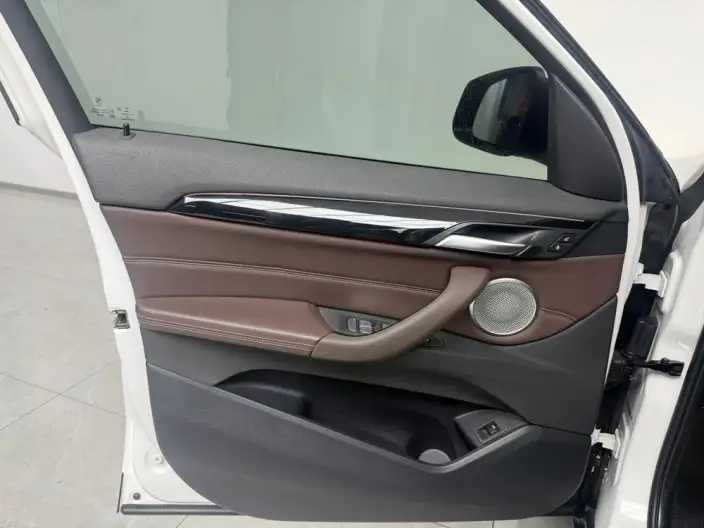 BMW X1 2020 Model sDrive20Li Exclusive Model – фото 9