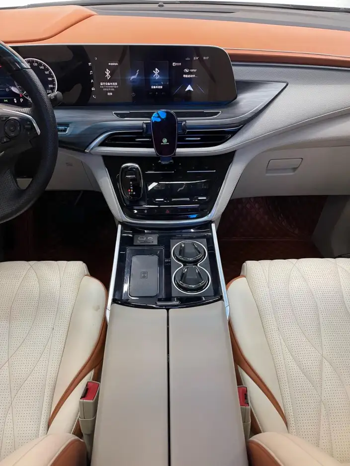 Buick GL8 2023 Model ES Luzun 2.0T Comfort Model – фото 6