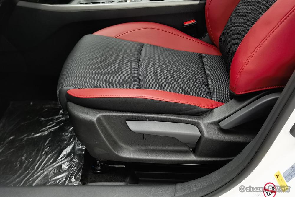 Changan CS35 PLUS Раздел 2023 Changxiang Edition Blue whale NE 1.4T DCT Luxury – фото 17