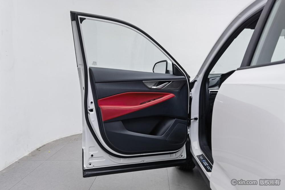 Changan CS35 PLUS Раздел 2023 Changxiang Edition Blue whale NE 1.4T DCT Luxury – фото 20
