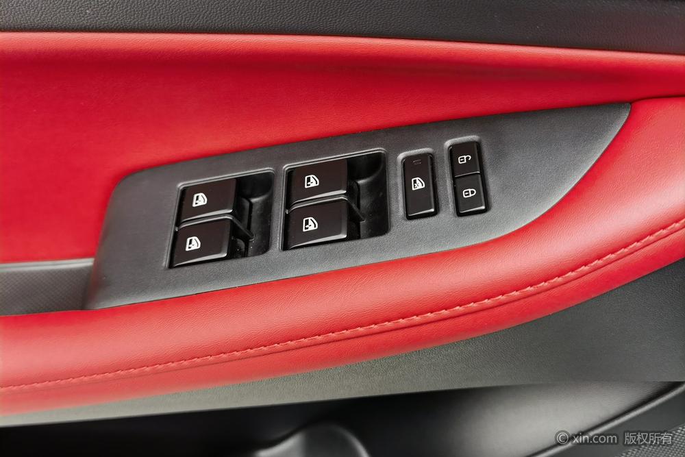 Changan CS35 PLUS Раздел 2023 Changxiang Edition Blue whale NE 1.4T DCT Luxury – фото 21