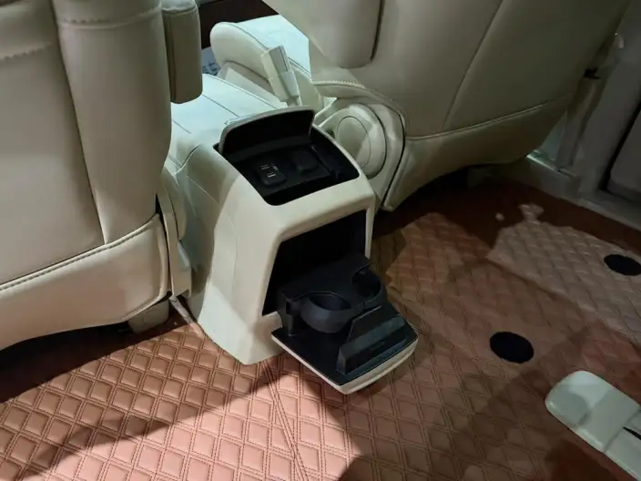 Buick GL8 2023 Model Business class 2.0T Luxury Model – фото 8