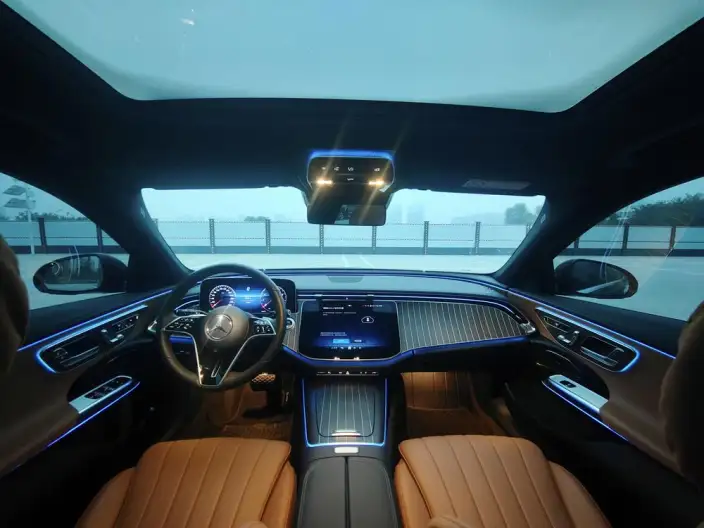 Mercedes-Benz E-Class 2025 Model E 300 L Fashion Model sedan – фото 7