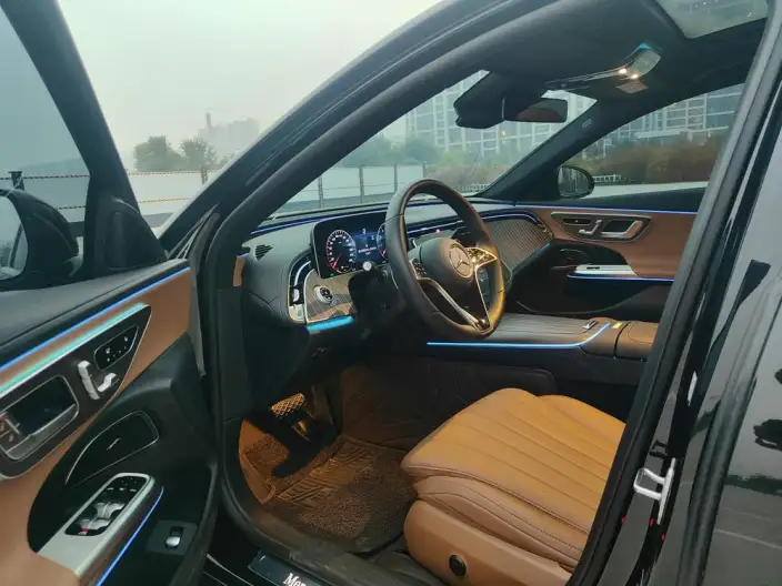 Mercedes-Benz E-Class 2025 Model E 300 L Fashion Model sedan – фото 8