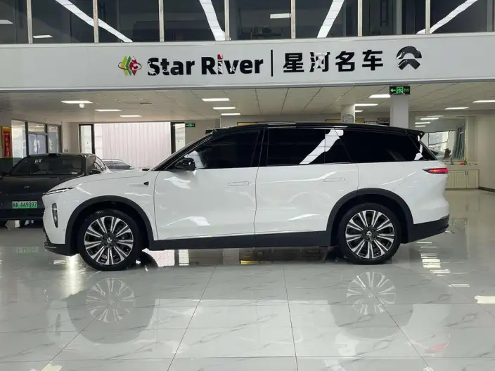 NIO ES8 2023 Model 75kWh – фото 4