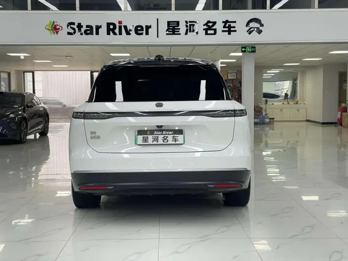 NIO ES8 2023 Model 75kWh – фото 6
