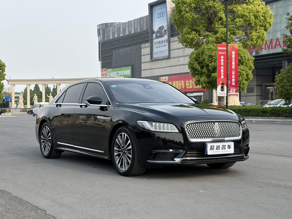 Lincoln Continental 2017 3.0T AWD Reserve – фото 3