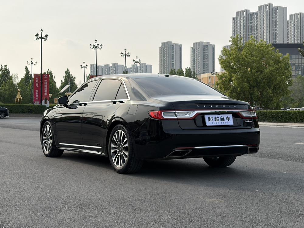 Lincoln Continental 2017 3.0T AWD Reserve – фото 5