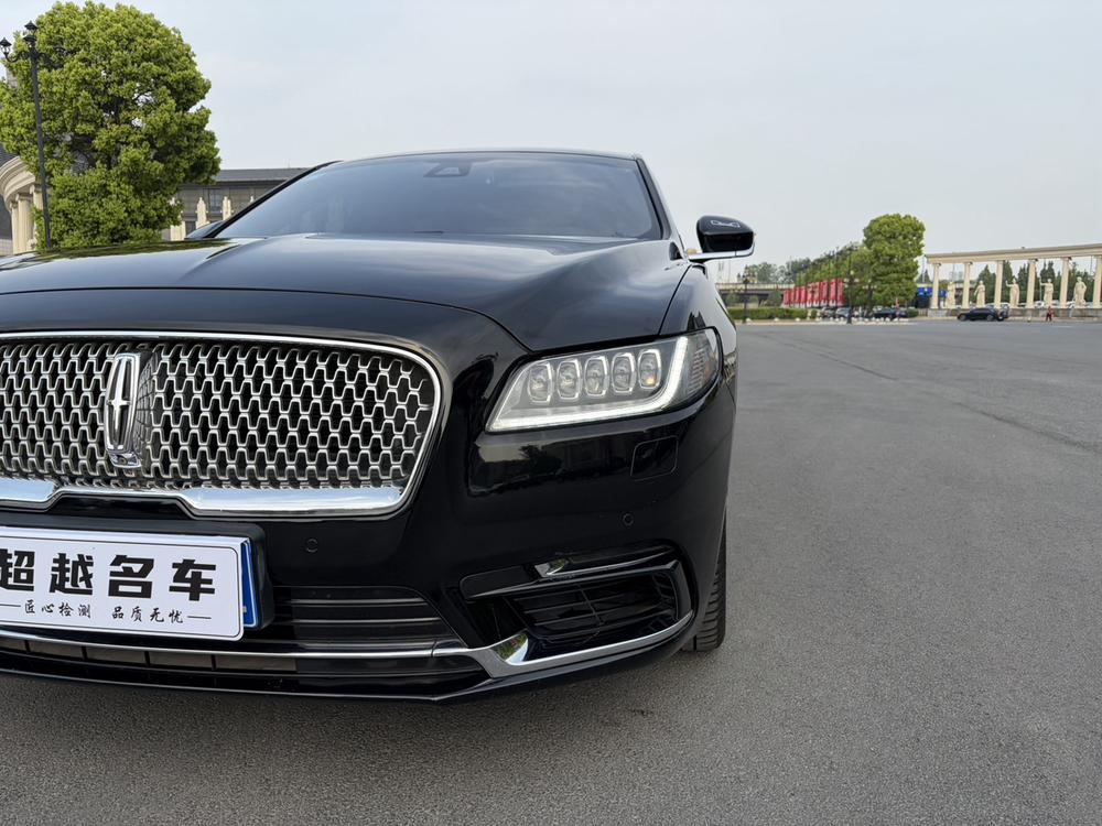 Lincoln Continental 2017 3.0T AWD Reserve – фото 9