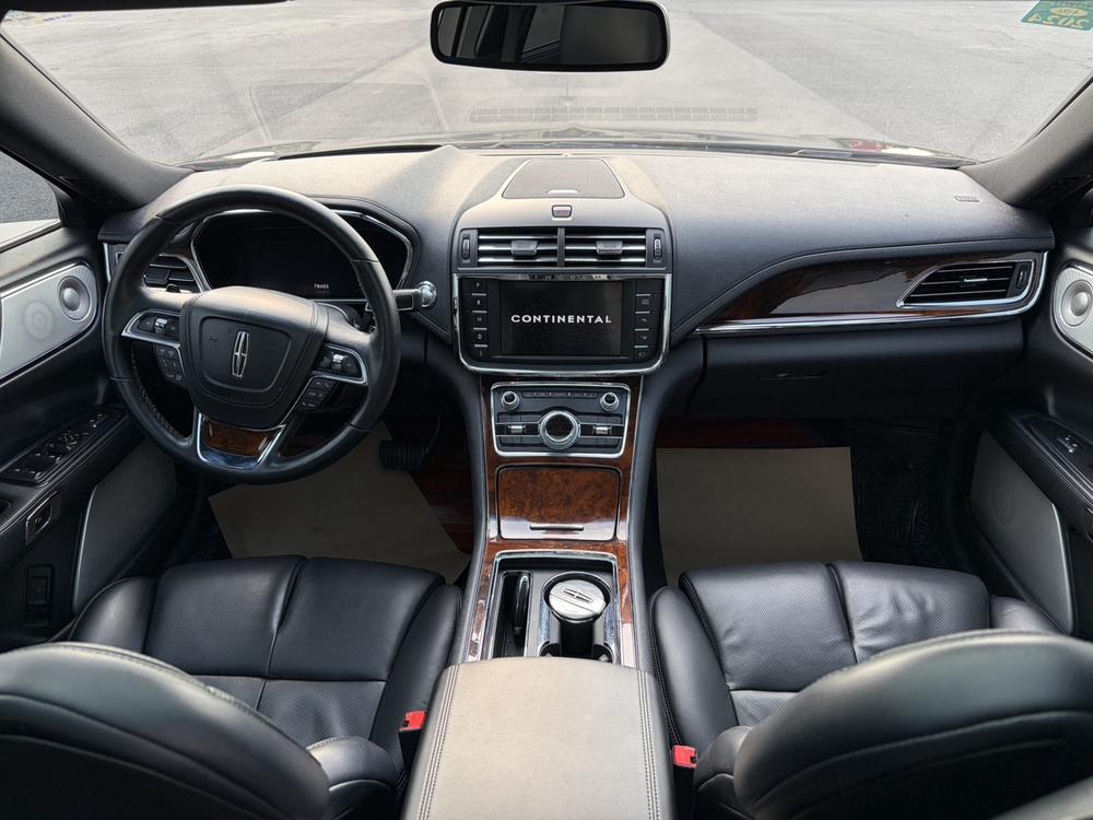 Lincoln Continental 2017 3.0T AWD Reserve – фото 10