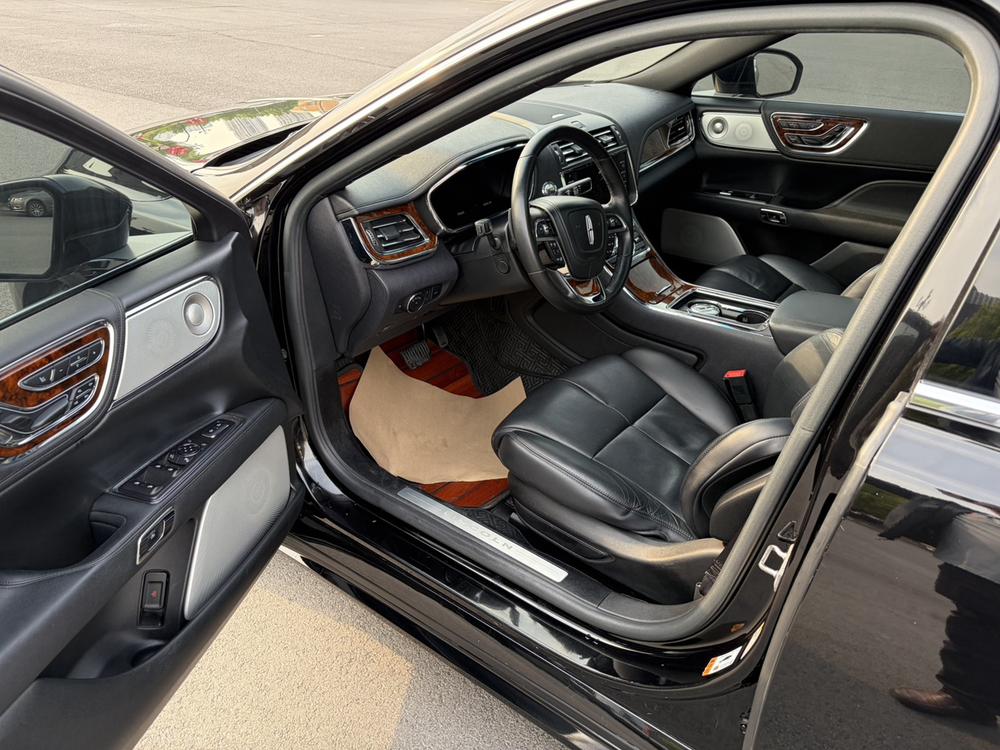 Lincoln Continental 2017 3.0T AWD Reserve – фото 13