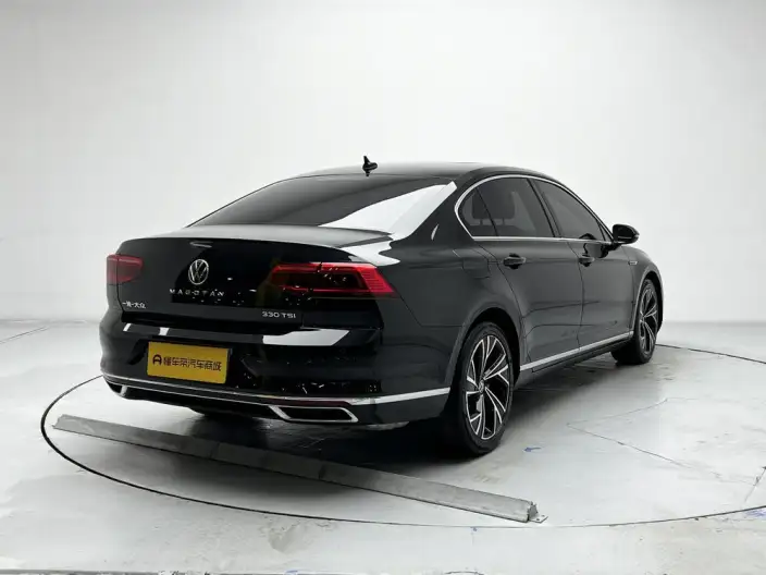 Volkswagen Magotan 2020 Model 330TSI DSG Luxury Model – фото 7