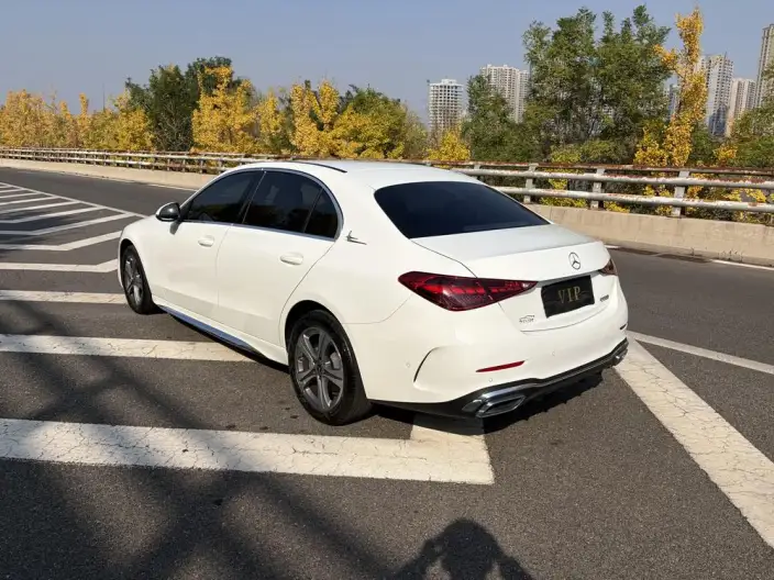 Mercedes-Benz C-Class 2022 Model C 200 L Sports Edition – фото 4