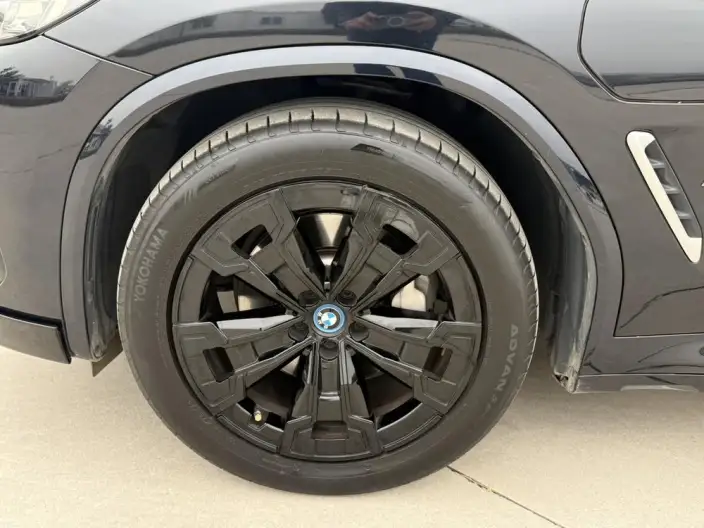 BMW iX3 2022 Model Facelift Leading Model – фото 7