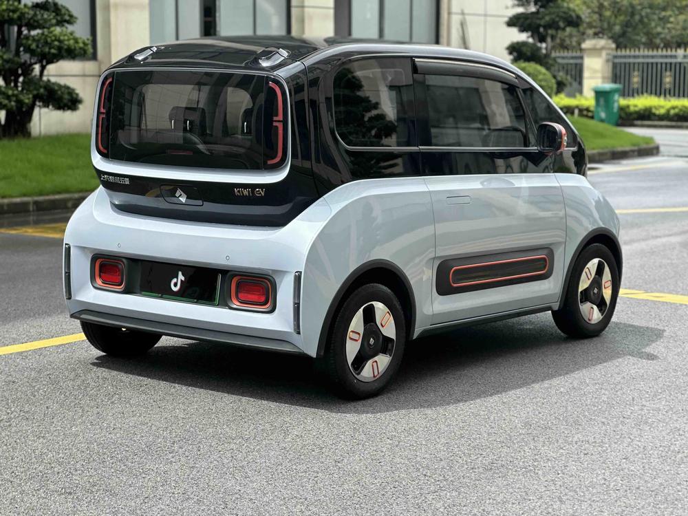 Baojun KiWi EV 2022 Designer Light Edition Lithium Ternary – фото 5