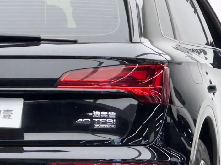 Audi Q5L 2025 Model 40TFSI Luxury Dynamic Model – фото 4