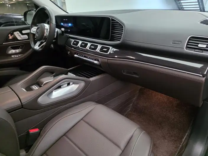 Mercedes-Benz GLS 2023 Model GLS 450 4MATIC Fashion Model – фото 8