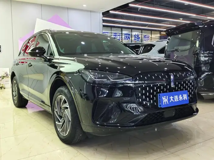 Lincoln Corsair 2024 Model 1.5T 2WD Exclusive Hybrid version – фото 3