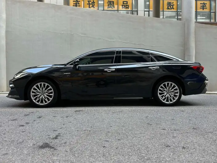Toyota Avalon 2022 Model Hybrid 2.5L XLE Premium Edition