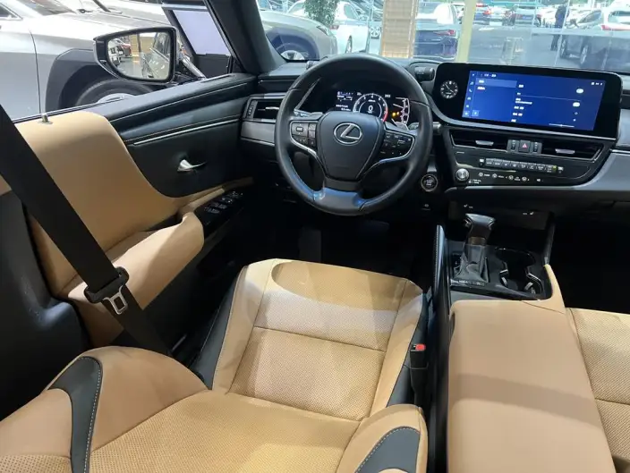 Lexus ES 2022 Model 200 Superior Edition – фото 7