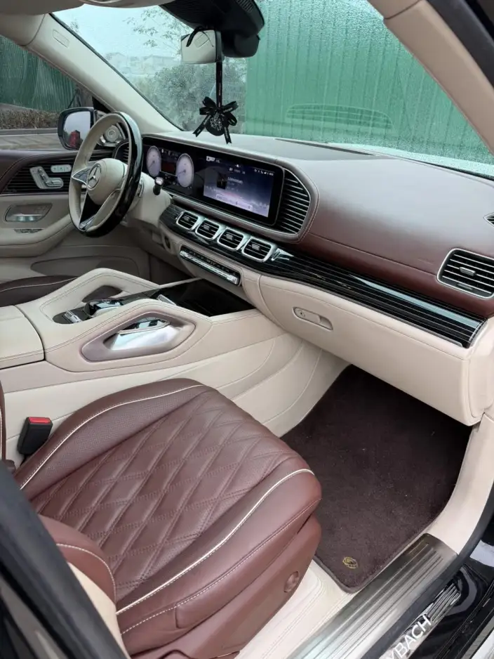 Mercedes-Benz GLS 2024 Model GLS 450 4MATIC Fashion Model – фото 5