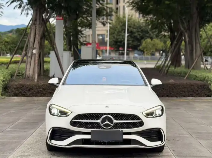 Mercedes-Benz C-Class 2023 Model Facelift C 260 L Sports Edition – фото 2