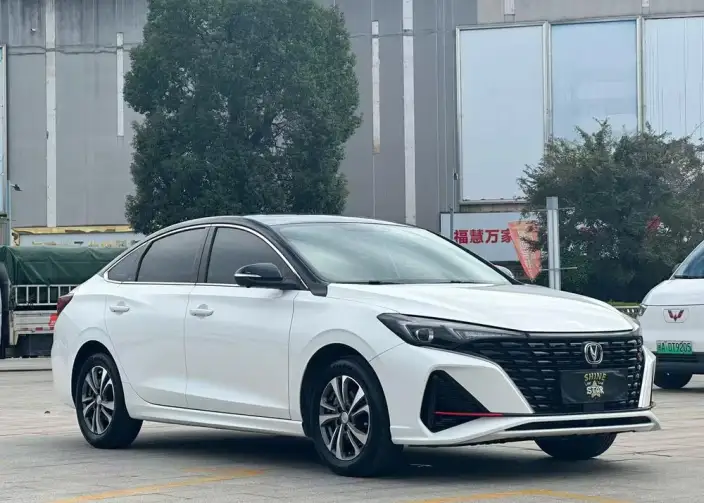 Changan Eado 2024 Model PLUS 1.4T DCT High Power Edition – фото 3
