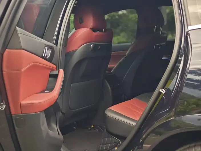 BMW X6 2023 Model Facelift xDrive30i M Sports Set – фото 9