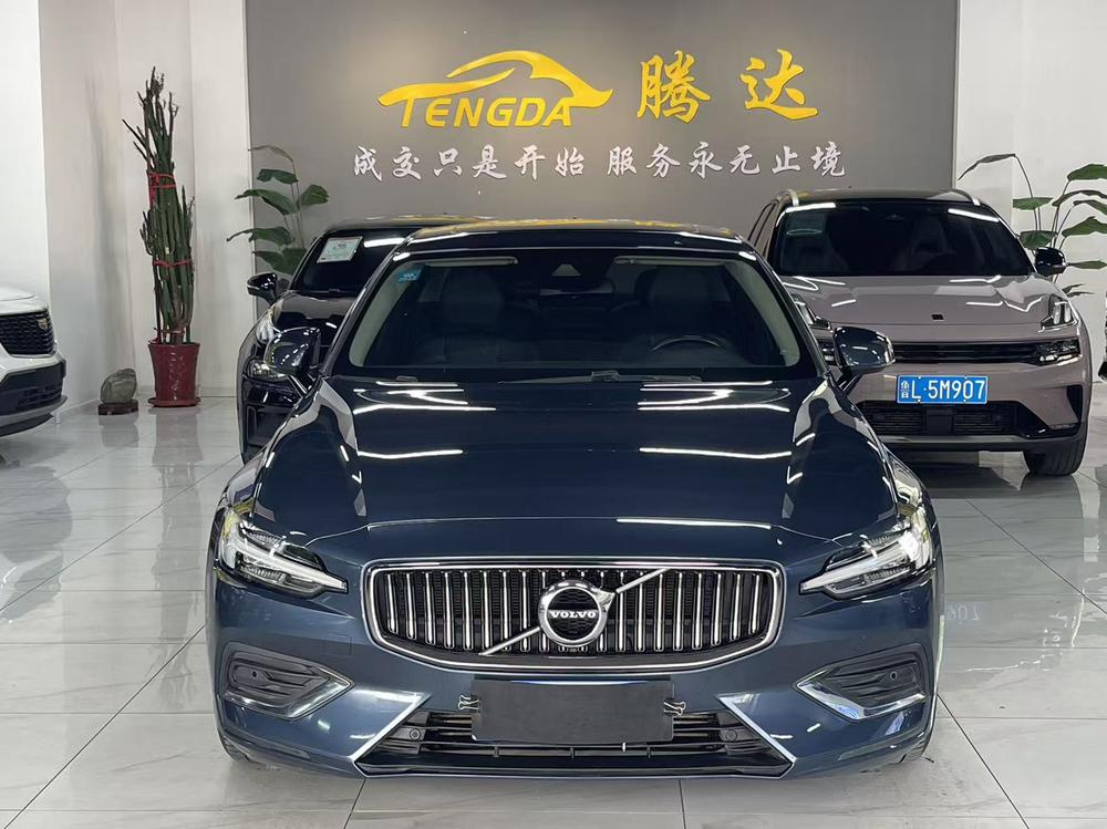 Volvo S60 2020 T4 Intelligent Refined Luxury – фото 2