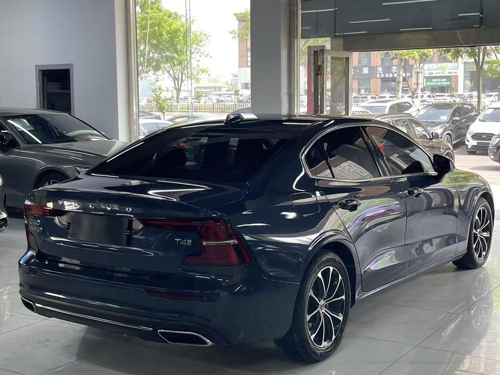 Volvo S60 2020 T4 Intelligent Refined Luxury – фото 6