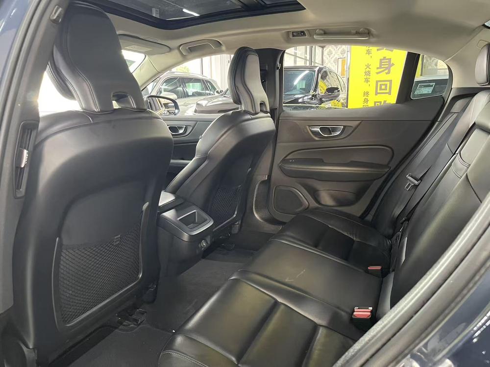 Volvo S60 2020 T4 Intelligent Refined Luxury – фото 10