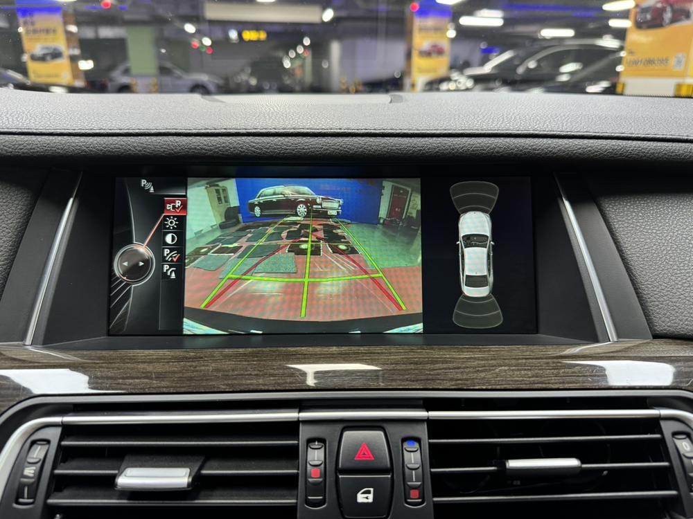 BMW 7 Series 2013 730Li Advantage – фото 18