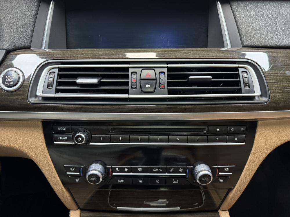 BMW 7 Series 2013 730Li Advantage – фото 20