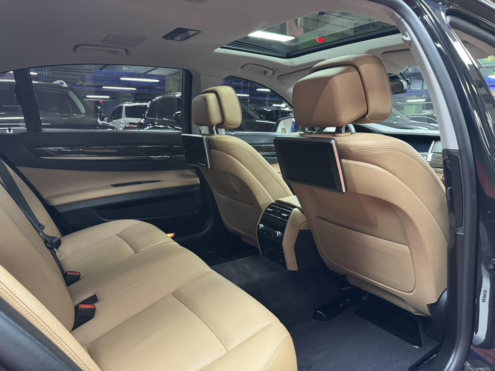 BMW 7 Series 2013 730Li Advantage – фото 23