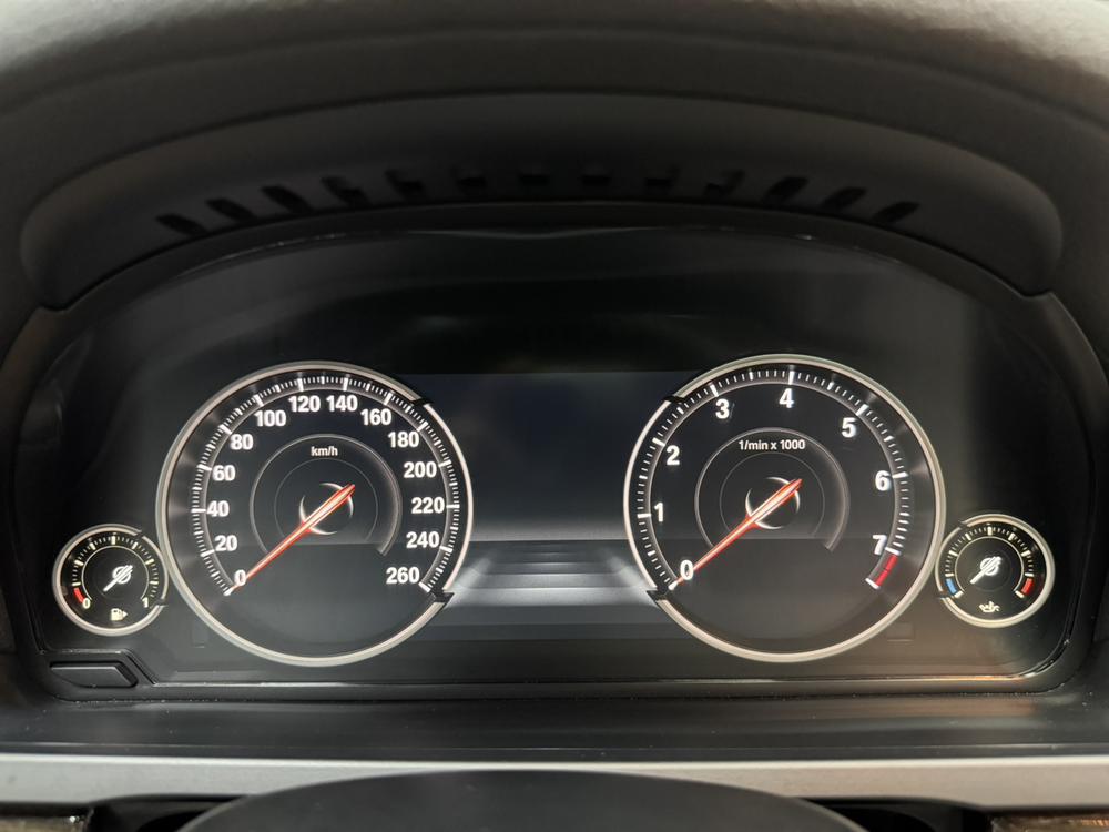BMW 7 Series 2013 730Li Advantage – фото 29