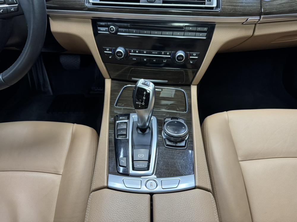 BMW 7 Series 2013 730Li Advantage – фото 31