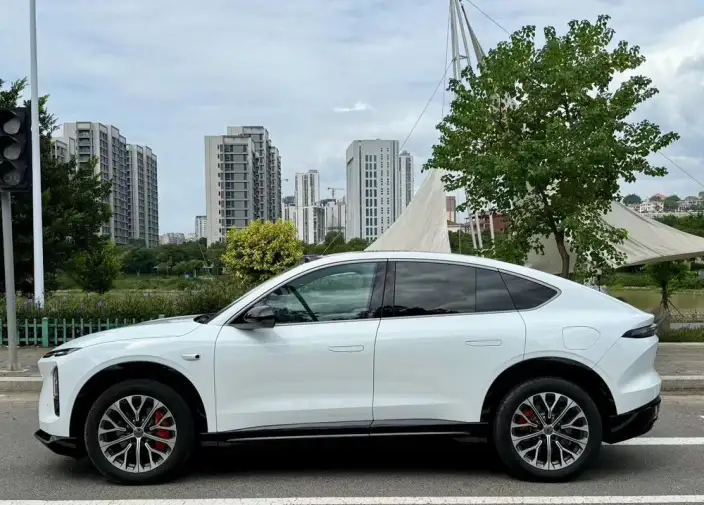 NIO EC6 2025 Model 75kWh