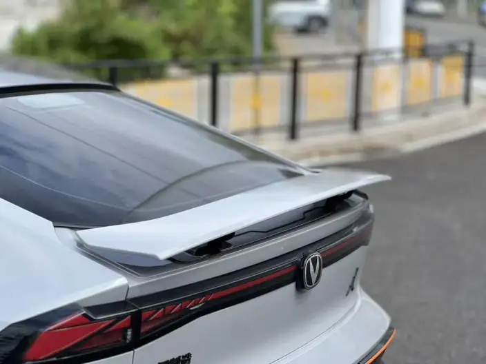 Changan UNI-V 2022 Model 1.5T Sports Edition – фото 7