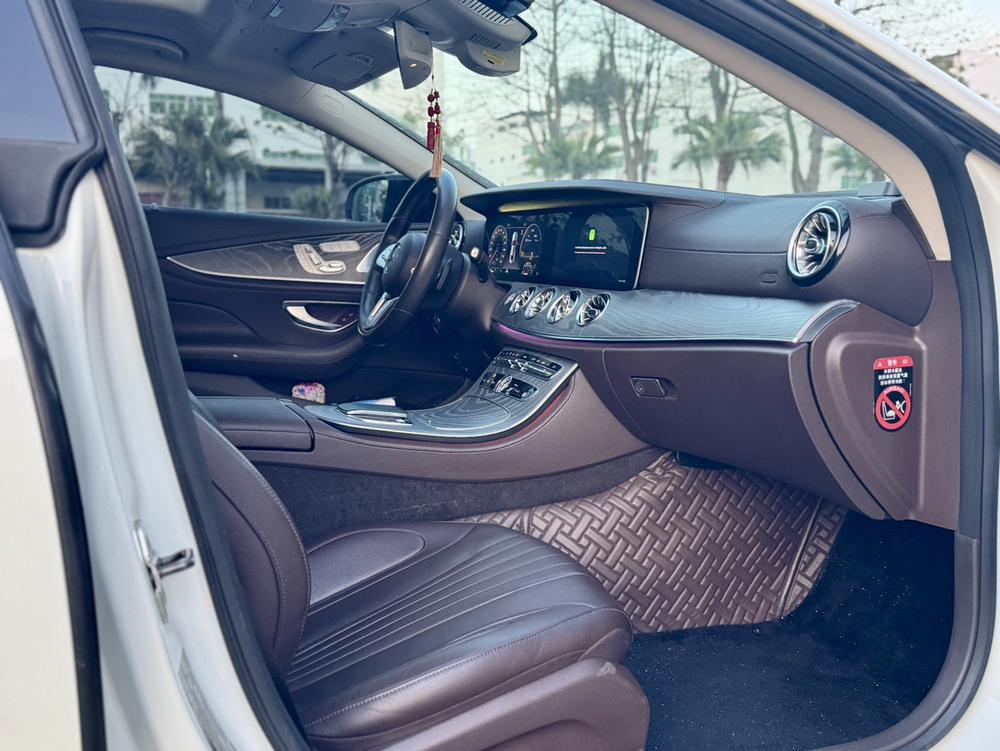 Mercedes-Benz CLS 2020 CLS 300 Luxury – фото 7