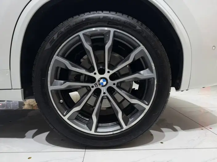 BMW X3 2023 Model xDrive30i Leading Model M Night Set – фото 7