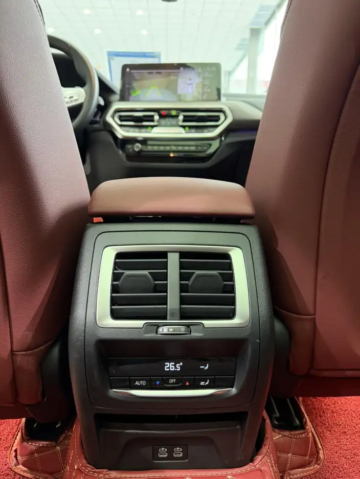 BMW X3 2023 Model xDrive30i Leading Model M Night Set – фото 9
