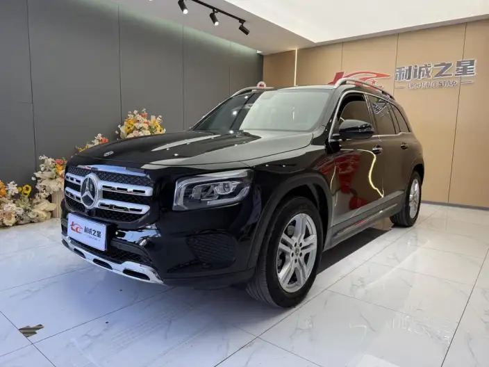 Mercedes-Benz GLB 2022 Model GLB 200 Dynamic Model – фото 1