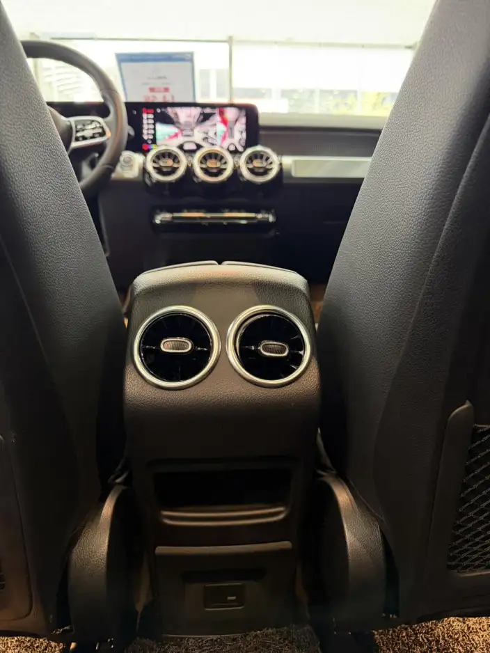 Mercedes-Benz GLB 2022 Model GLB 200 Dynamic Model – фото 8