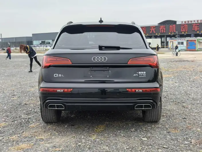 Audi Q5L 2022 Model Facelift 40T Luxury Dynamic Model – фото 5