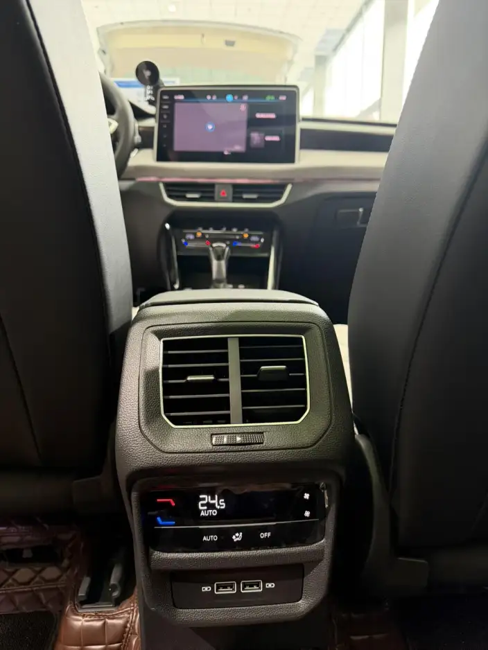 Volkswagen Tayron 2024 Model 330TSI 2WD Luxury Plus Advanced version – фото 8