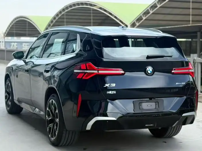 BMW X3 2025 Model xDrive30L Exclusive Model M Sports Set – фото 4