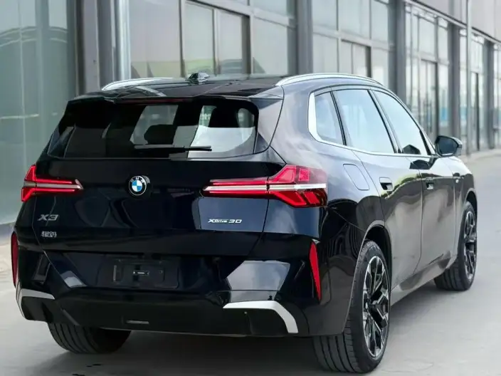 BMW X3 2025 Model xDrive30L Exclusive Model M Sports Set – фото 6